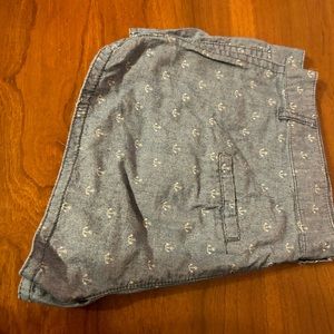 Shorts with anchors